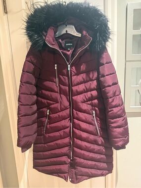 Express Women's Maroon Quilted Puffer Coat with Faux Fur Trimmed Hood